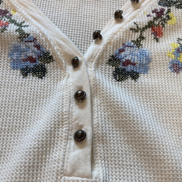Pilcro Embroidered Thermal Top - Picture 4 of 16